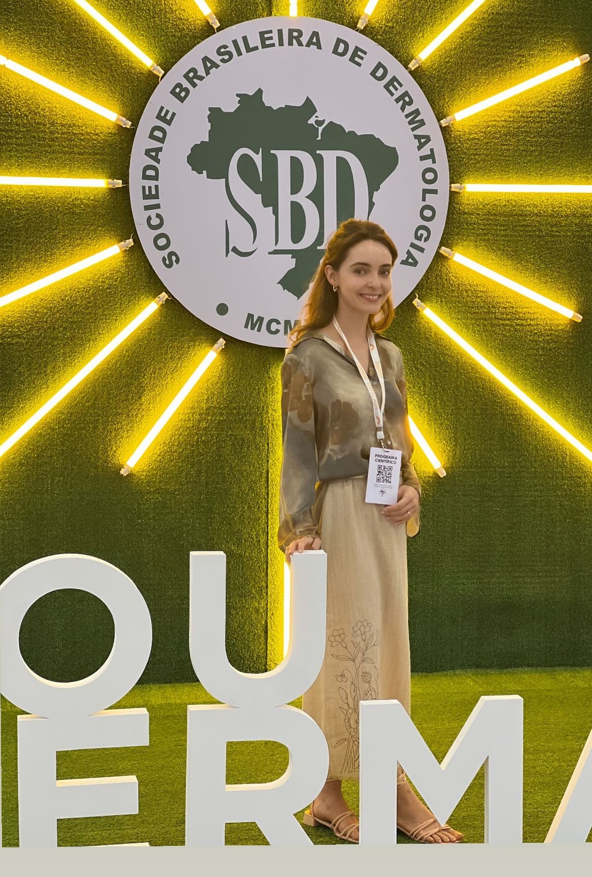 Dra. Júlia ministrando aula